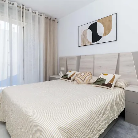 Espanatour Valeria تورّيفيِخا